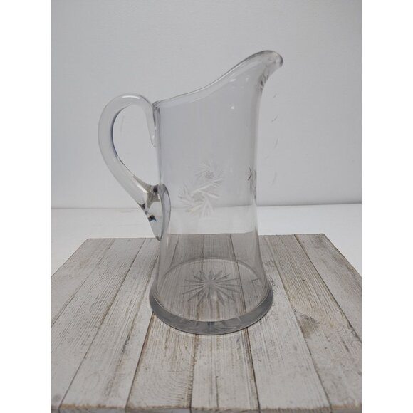 Vintage Starburst Star 44 ounces Glass Clear Crystal Pitcher 10" - Picture 1 of 8